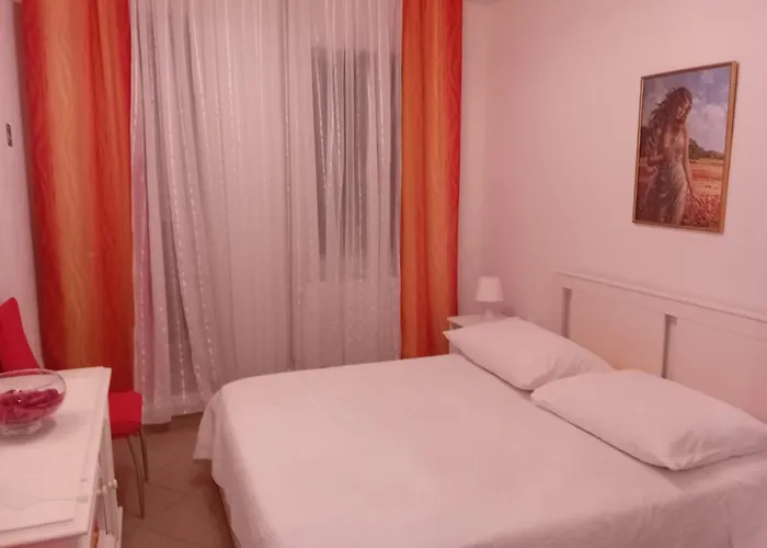 Duje & Josipa شقة تروغير